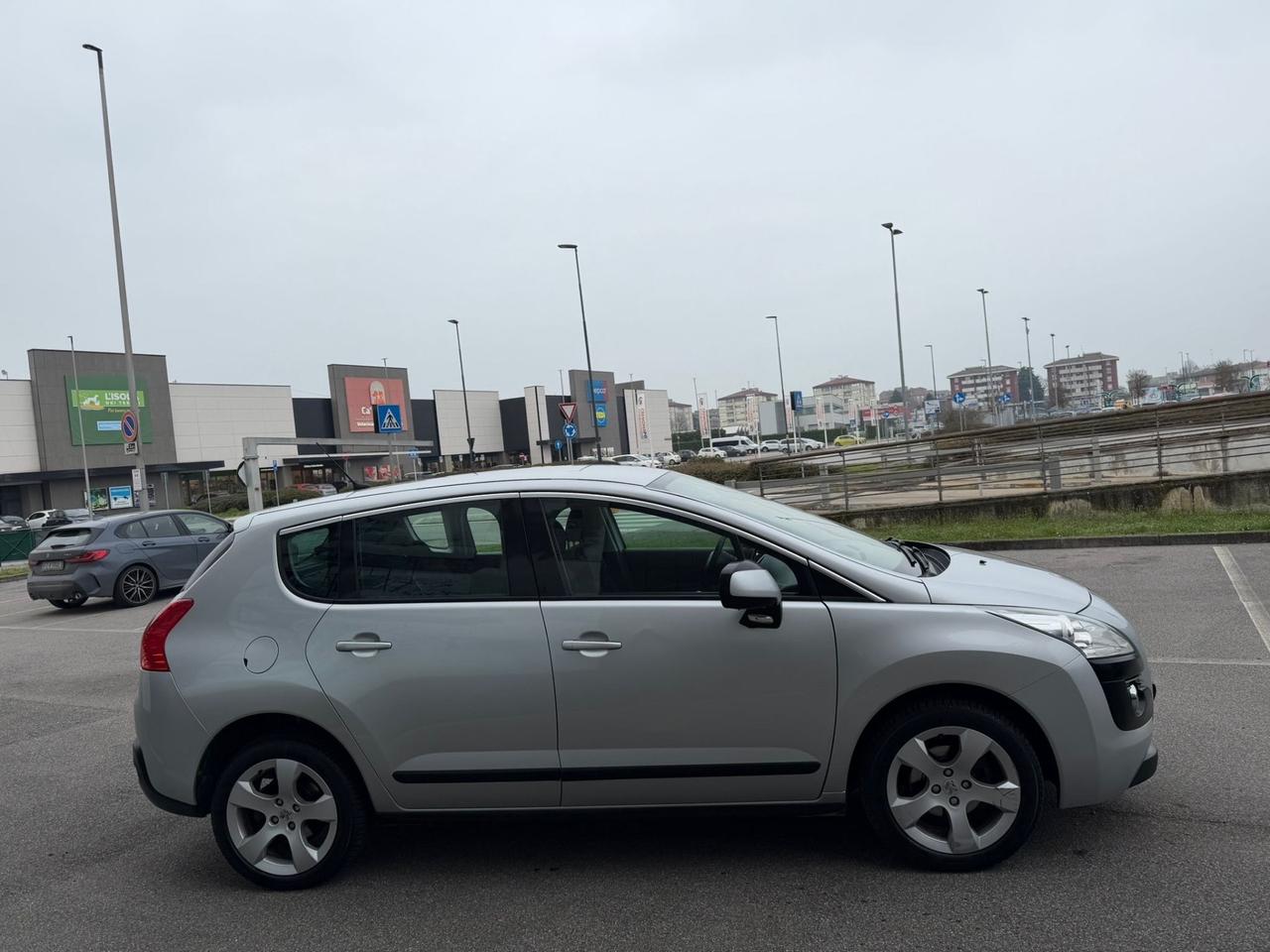 Peugeot 3008 1.6 HDi 112CV Tecno