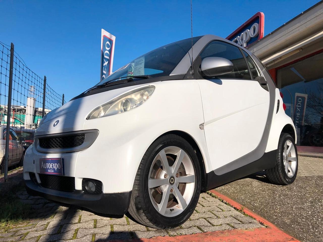 Smart ForTwo 1000 PULSE INTERNO IN PELLE CAMBIO AUTOMATICO E LEVE SUL VOLANTE X NEOPATENTATO CON POSSIBILITA' DI GARANZIA EUROPEA DI 12 MESI CON POSSIBILITA' DI ESTENSIONE FINO A 36 MESI!!