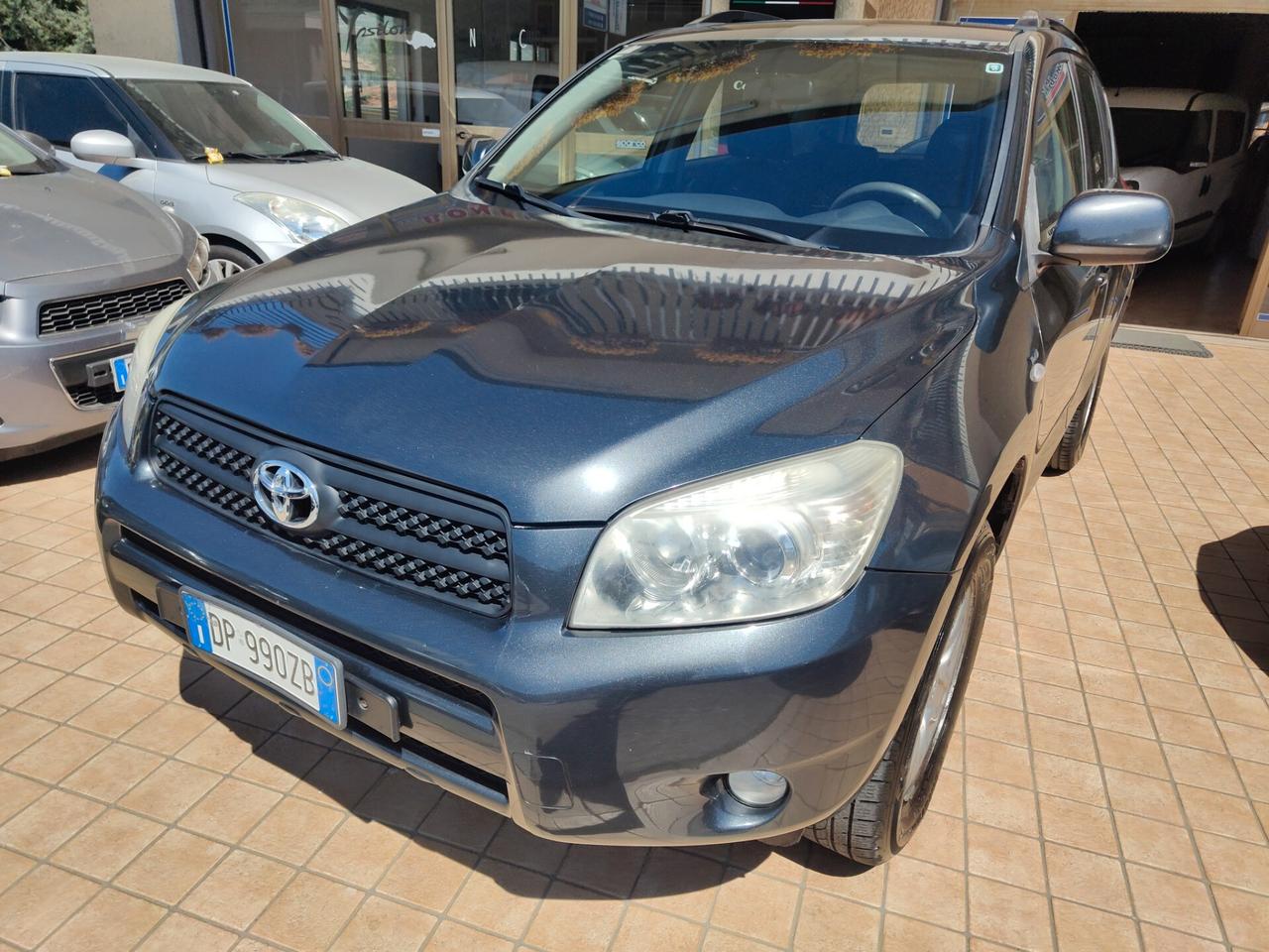 Toyota RAV 4 RAV4 2.2 D-4D 136 CV Sol