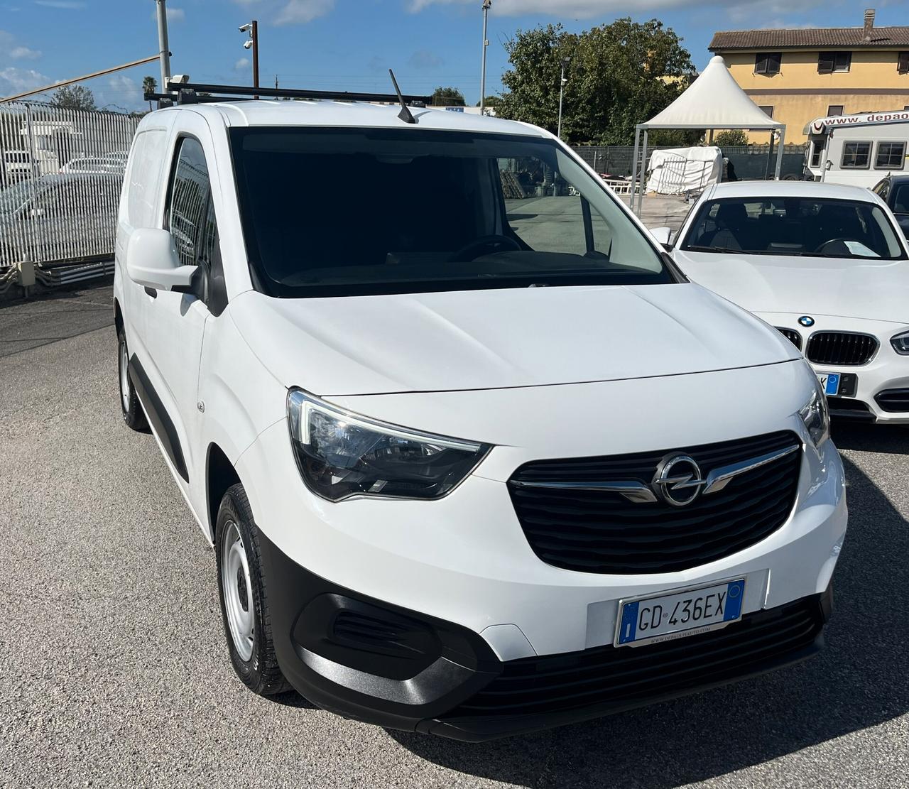 Opel Combo 1.2 Turbo Edition