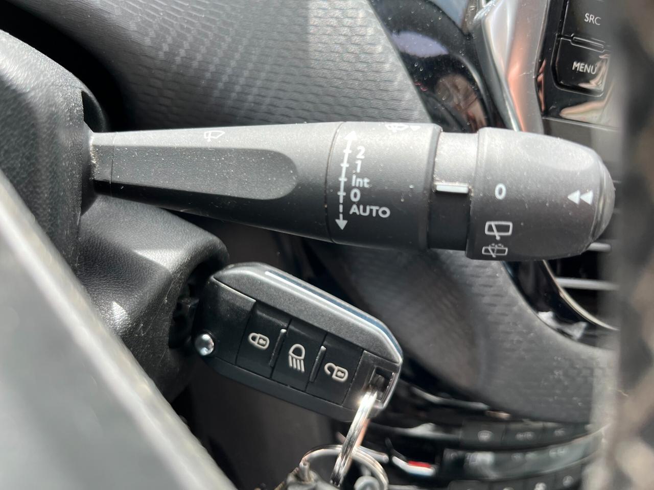 Peugeot 2008 BlueHDi 100 Allure