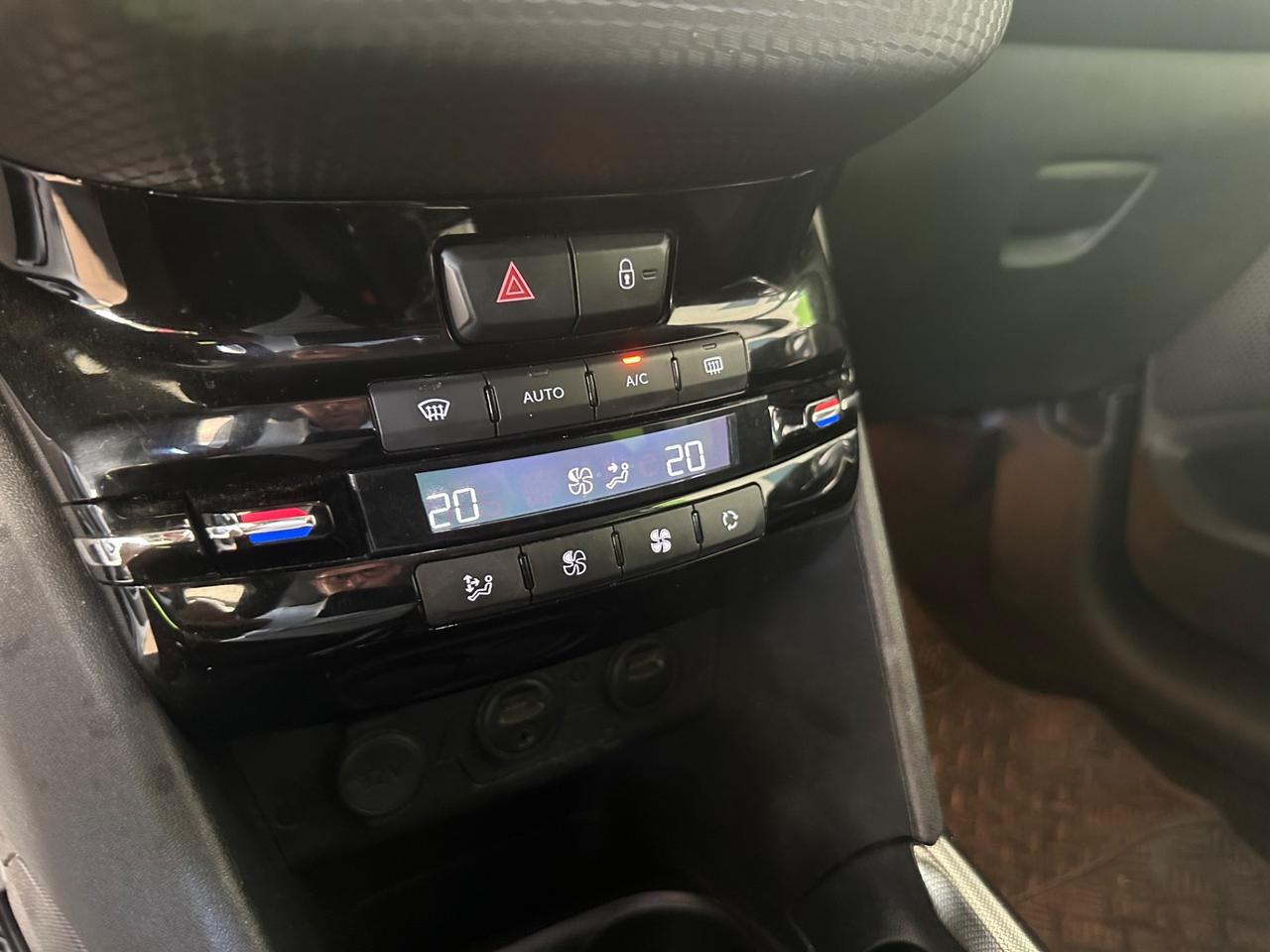 Peugeot 2008 1.6 e-HDi 115 CV Stop&Start Allure