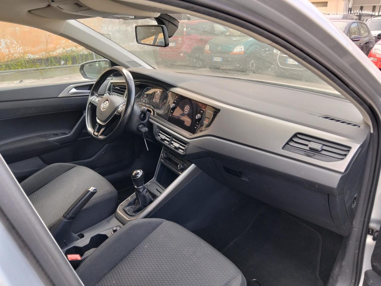 VW Polo 1.6 TDI 80cv 2018 SINISTRATA