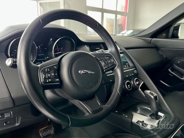 JAGUAR E- PACE R-DYNAMIC 2.0 150 CV AWD - 2020