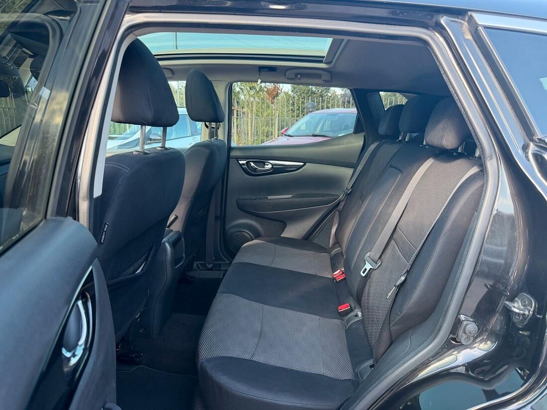 Nissan Qashqai 1.5 dCi Tekna