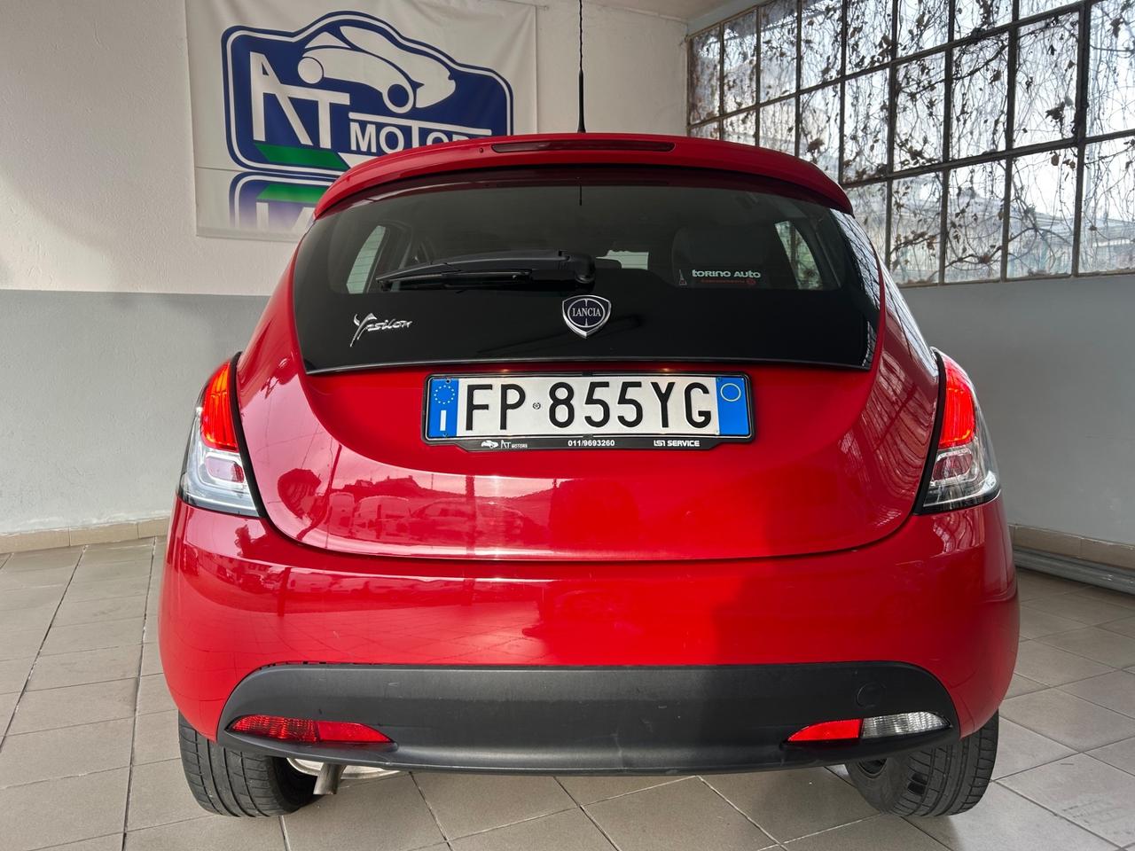 Lancia Ypsilon 1.2 69 CV 5 porte GPL Ecochic Elefantino Blu