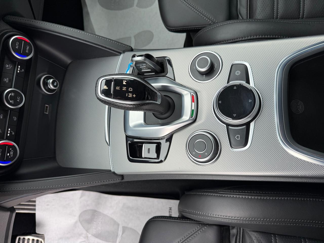 Alfa Romeo Stelvio 2.2 Turbodiesel 210 CV AT8 Q4 Veloce