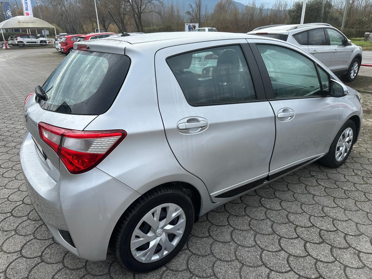 Toyota Yaris 1.0 72 CV 5 porte Active