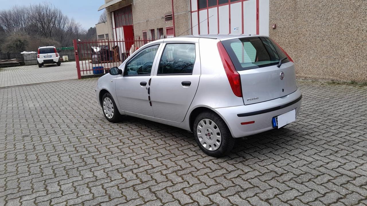 FIAT PUNTO DIESEL 1.3 KM 90000