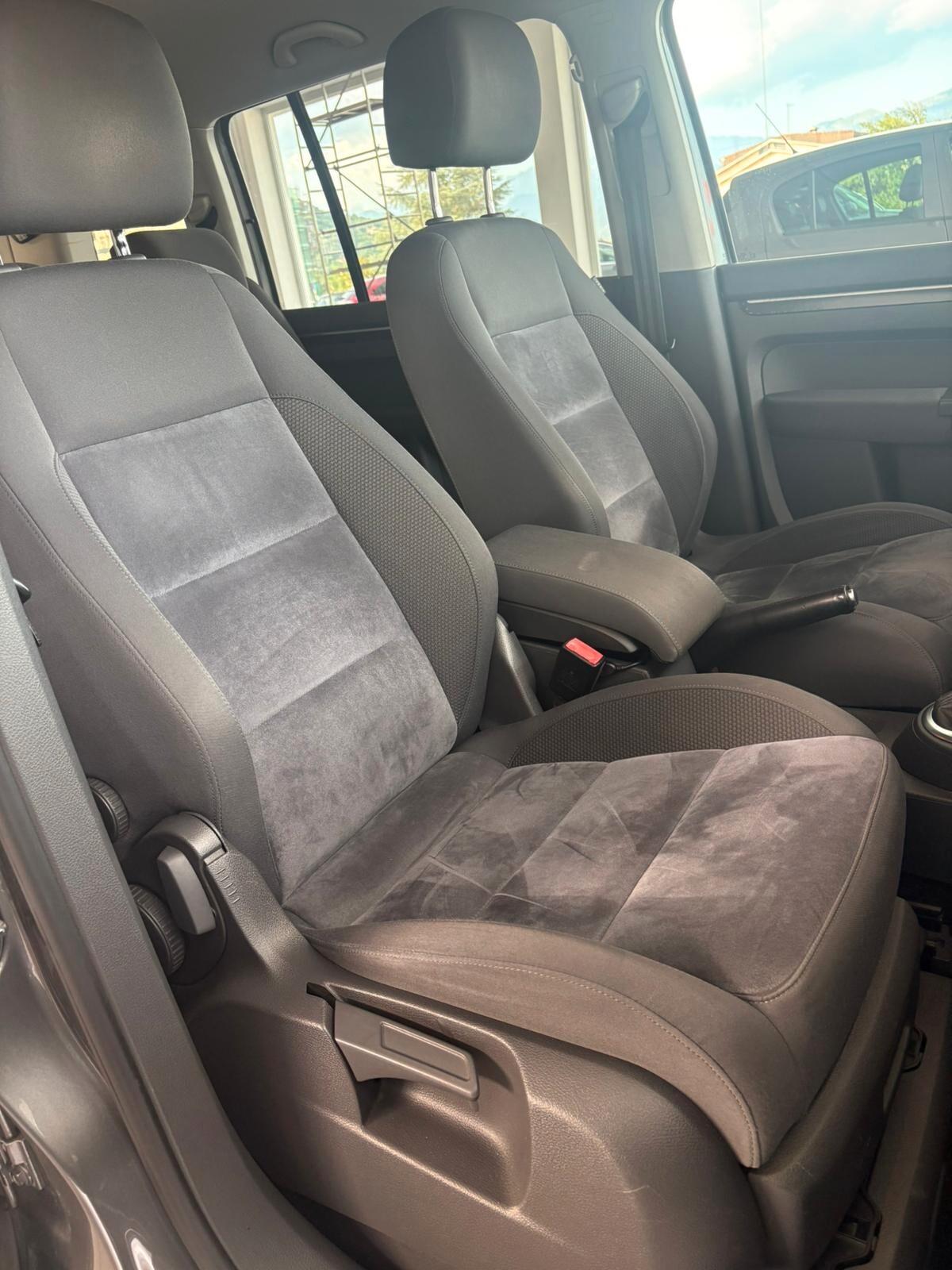 Volkswagen Touran Business 1.4 DSG Highline EcoFuel