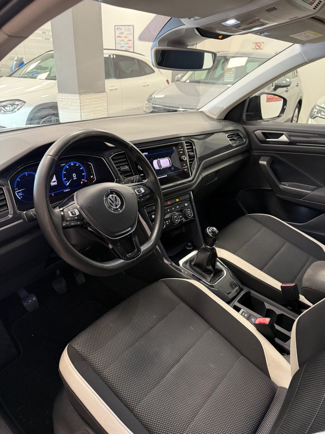 Volkswagen T-Roc 1.6 TDI SCR Advanced BlueMotion Technology