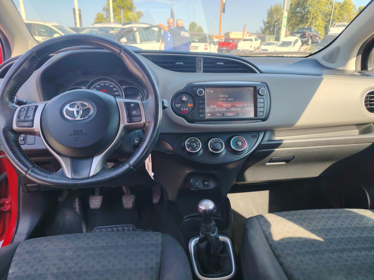Toyota Yaris 1.0 5 porte Lounge - NEOPATENTATI