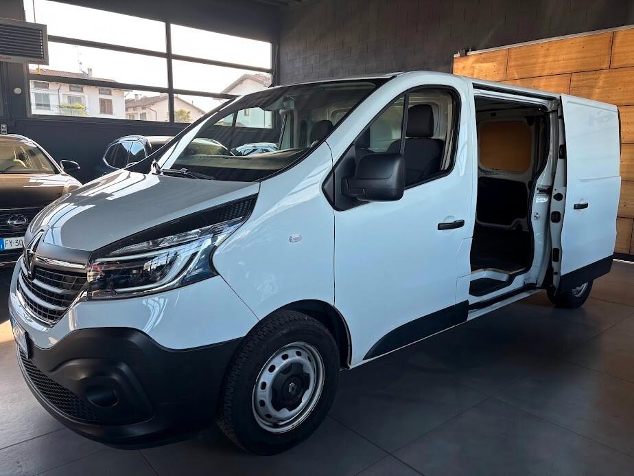 Renault Trafic 2.0 dCi 145CV L2 H1 DOPPIA PORTA LATER.30.000KM
