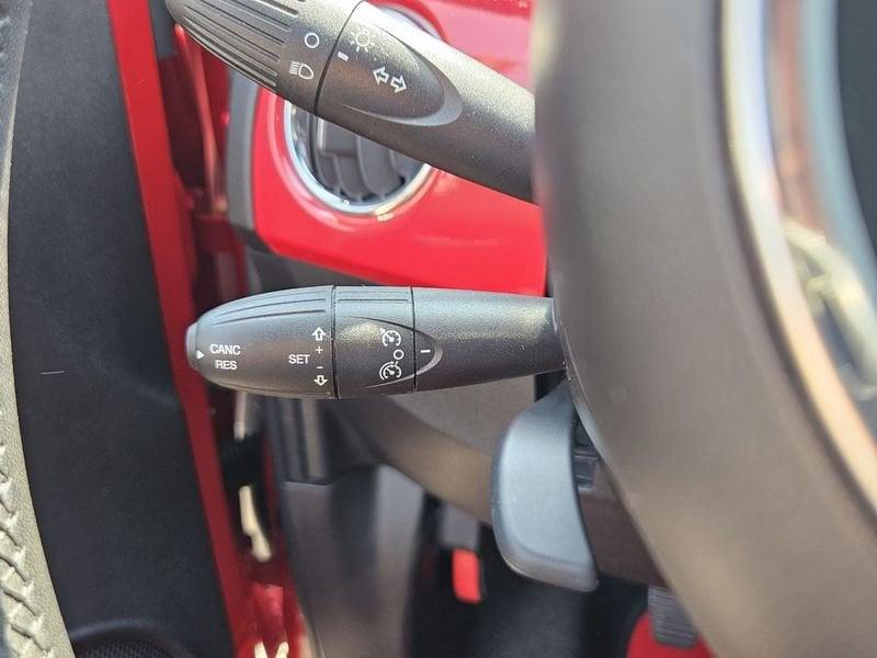 FIAT 500 Hybrid 1.0 70cv Ibrido Red