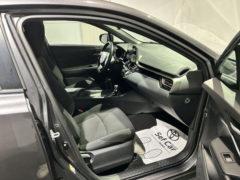 Toyota C-HR C-HR 1.8 Hybrid E-CVT Business AREA C FREE