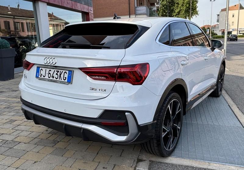 Audi Q3 Sportback 35 2.0 tdi S line edition s-tronic FULL LED-PHONE APPS-20"