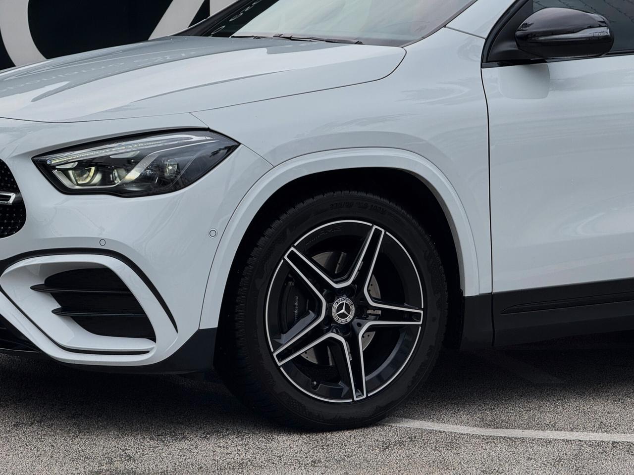 Mercedes-Benz GLA 200 d AMG Premium TETTO MULTIBEAM