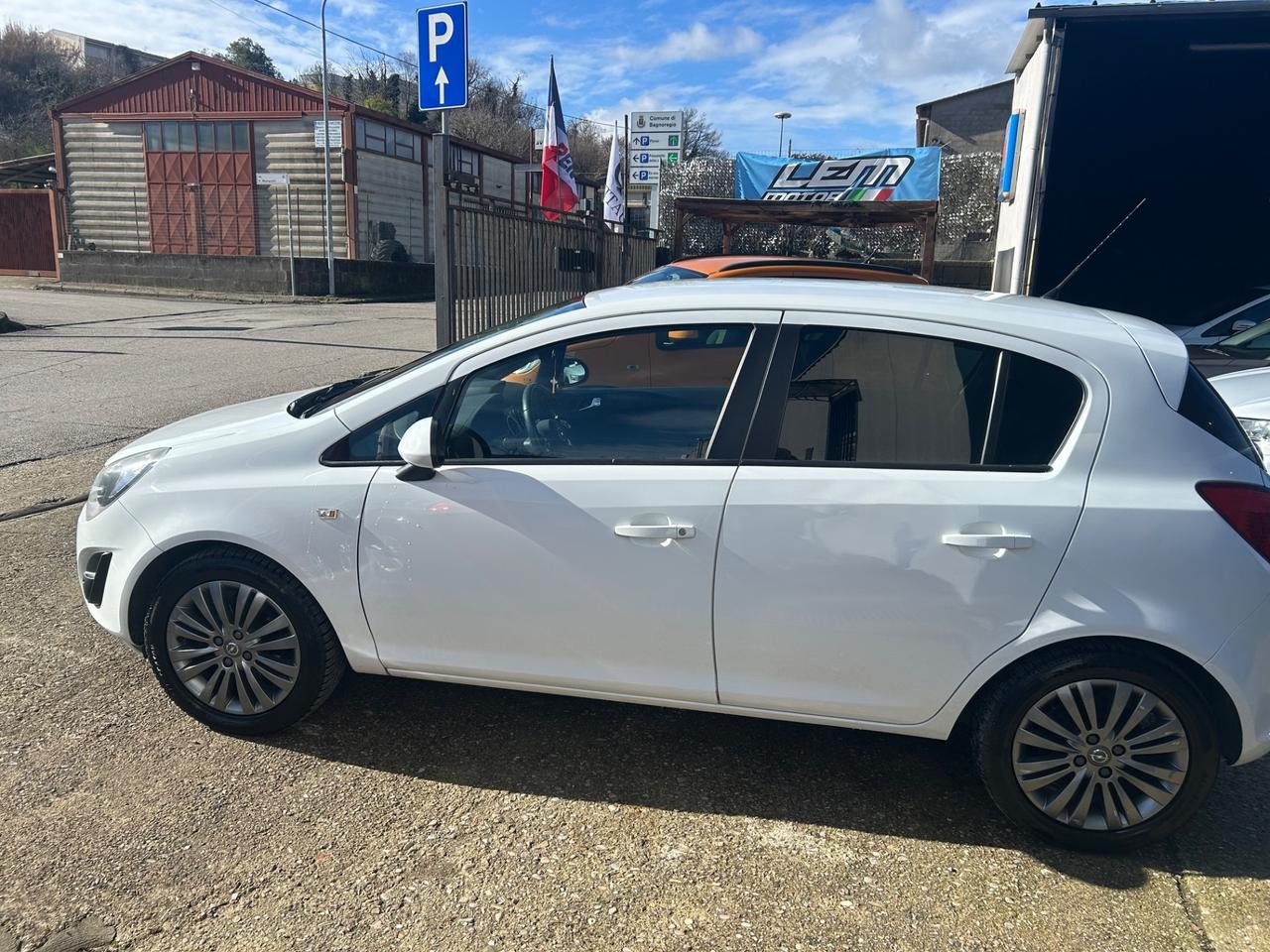 Opel Corsa 1.2 85CV 5 porte GPL-TECH Edition
