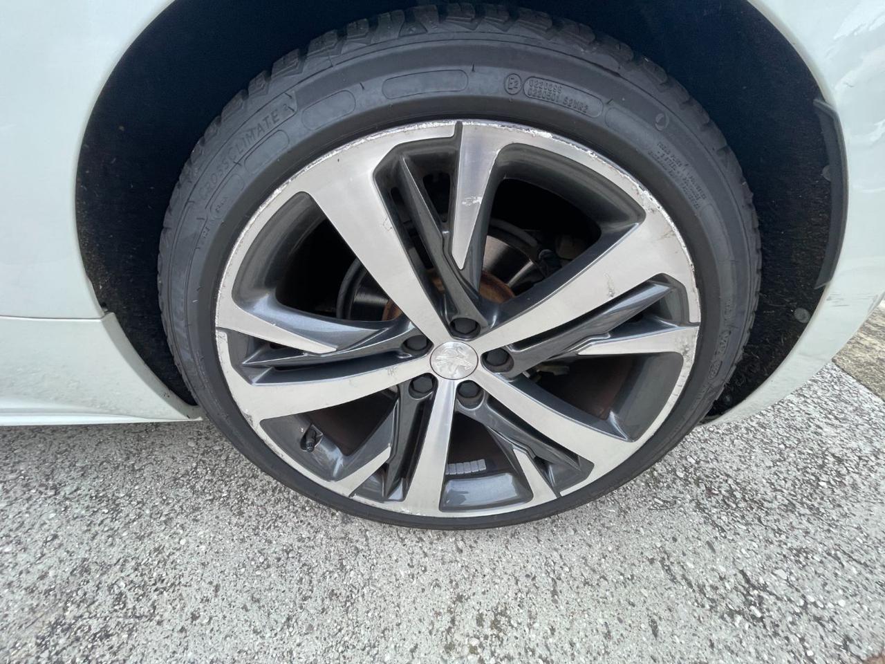 PEUGEOT RCZ 2.0 HDi cinghia e pneumatici nuovi