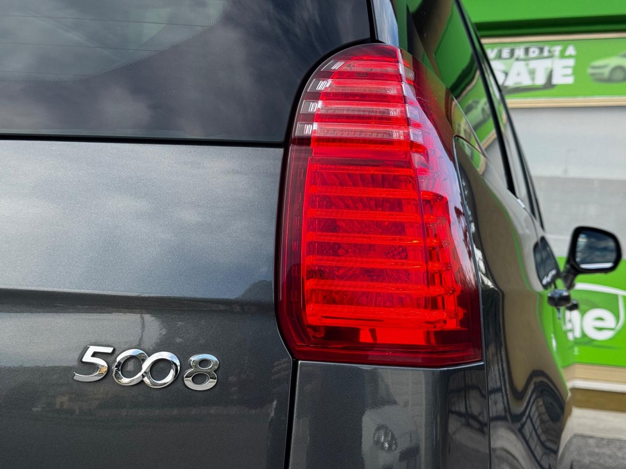 Peugeot 5008 1.6 HDi 115CV Allure