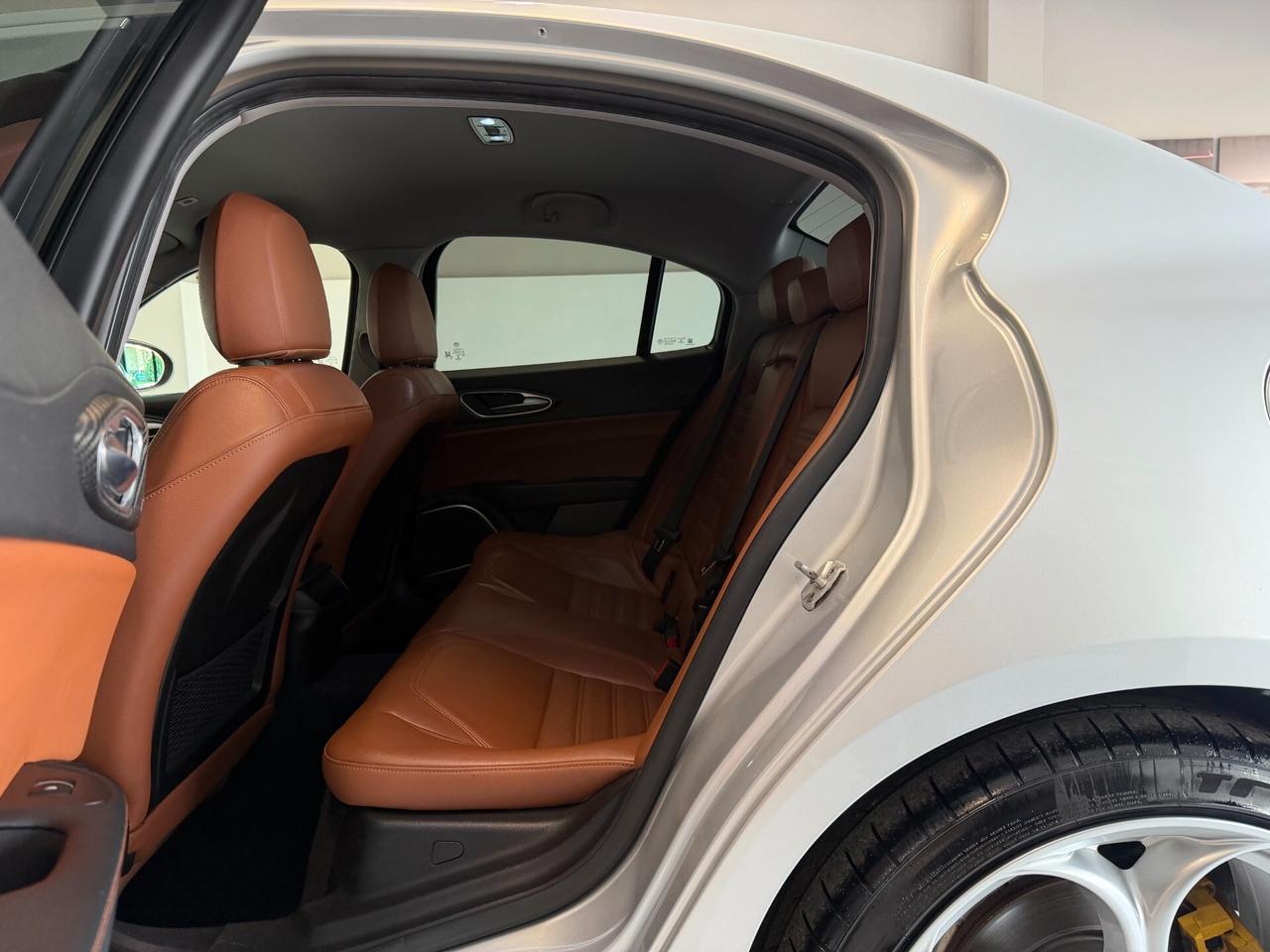 Alfa Romeo Giulia 2.2 150CV ALL. QUADRIFOGLIO PARI AL NUOVO STAGE 1