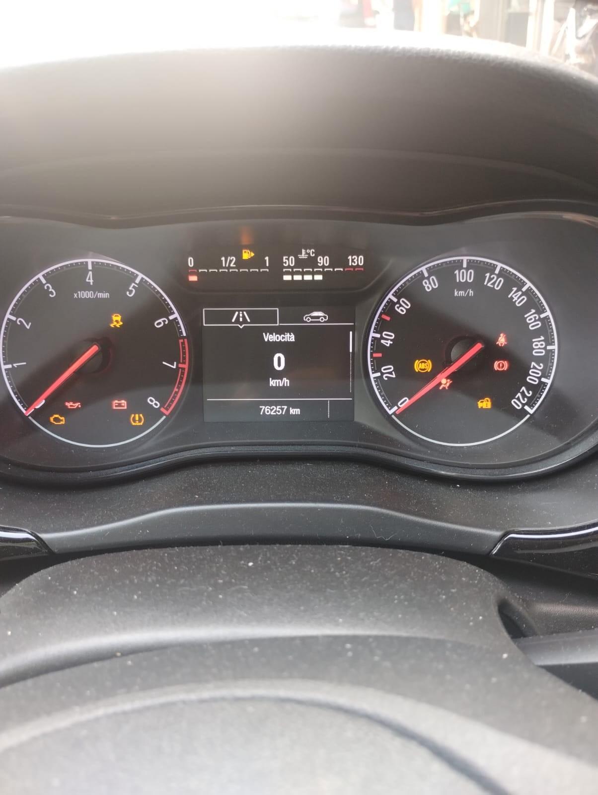 Opel Corsa 1.2 5 porte Innovation