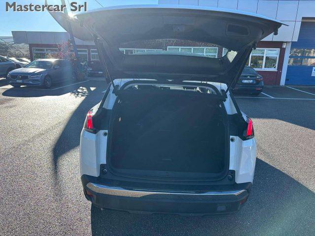 PEUGEOT 3008 3008 1.5 bluehdi Business tg: FT845ET