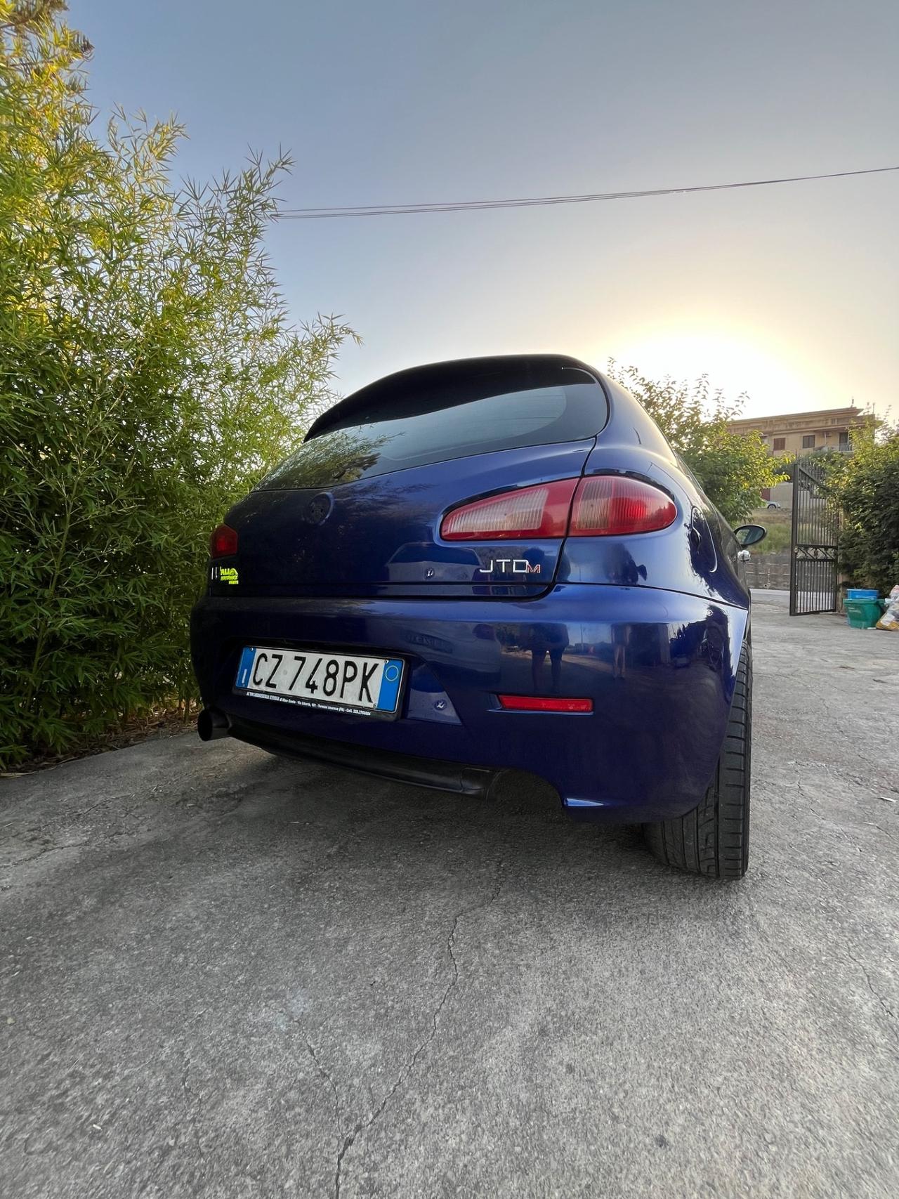 Alfa Romeo 147 1.9 JTD M-JET 16V 5 porte Dist.