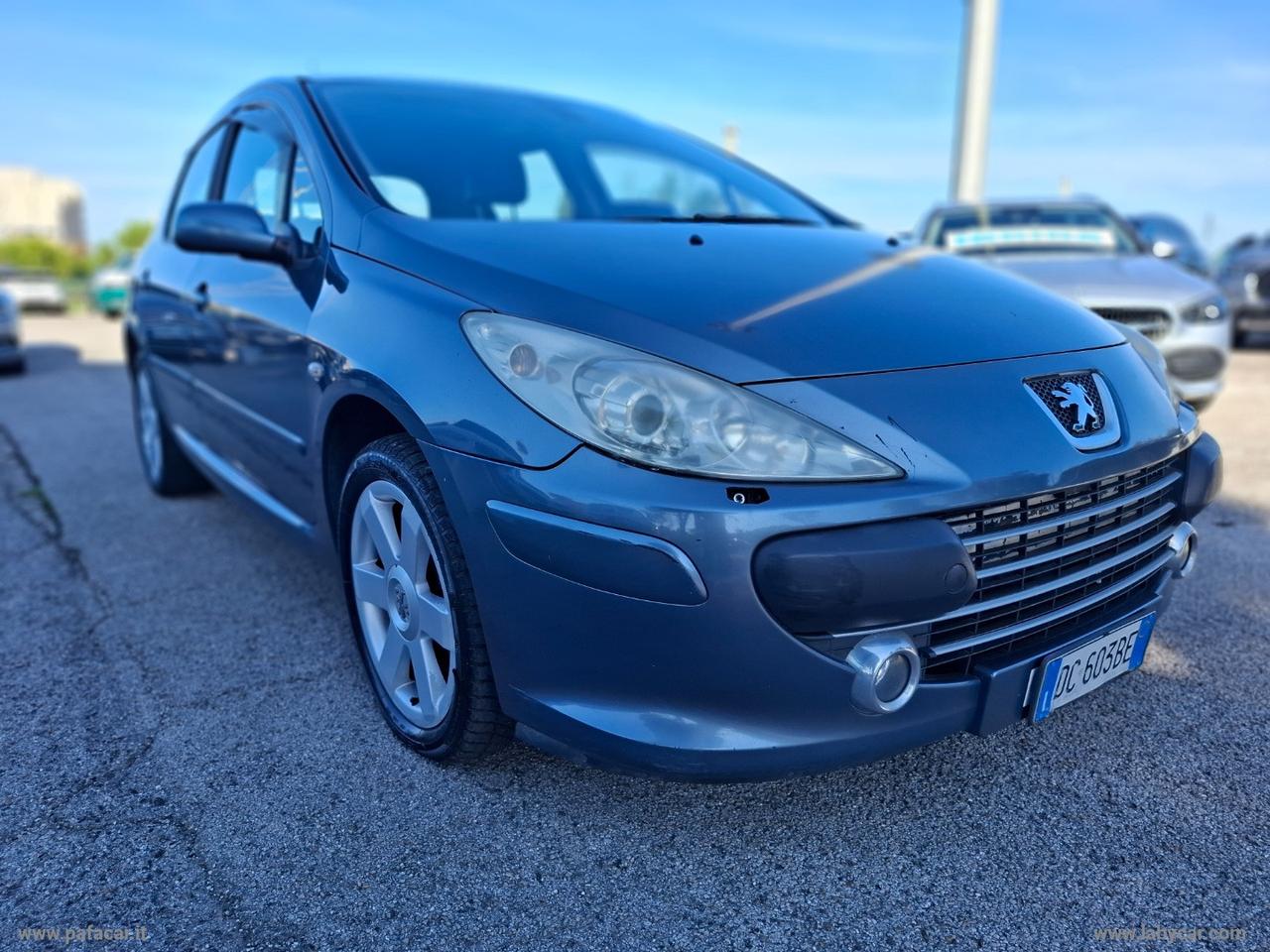 PEUGEOT 307 2.0 16V HDi FAP 5p. Féline