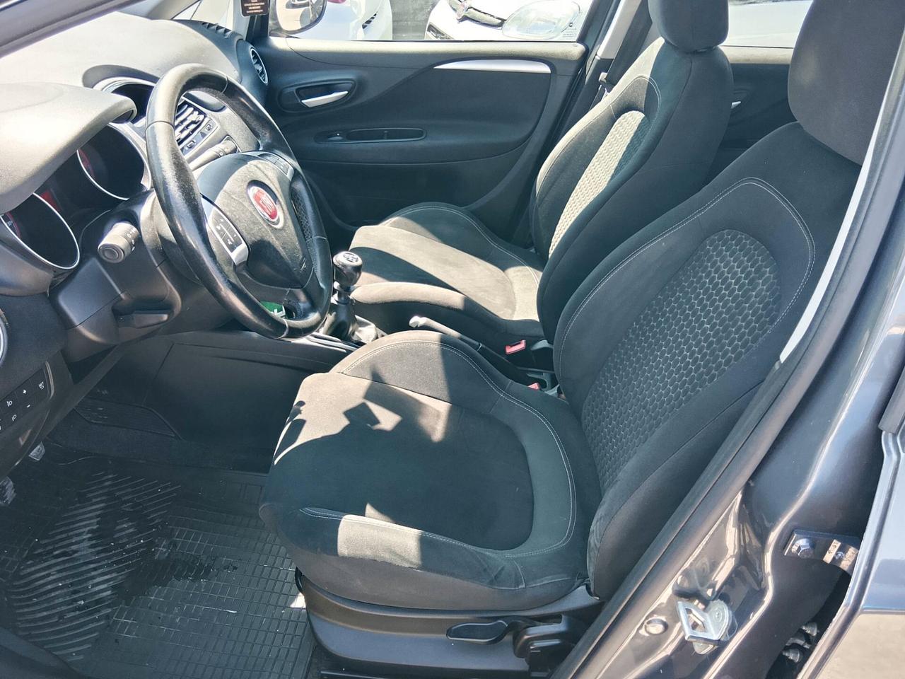 Fiat Punto 1.2 LOUNGE GPL 90K KM!