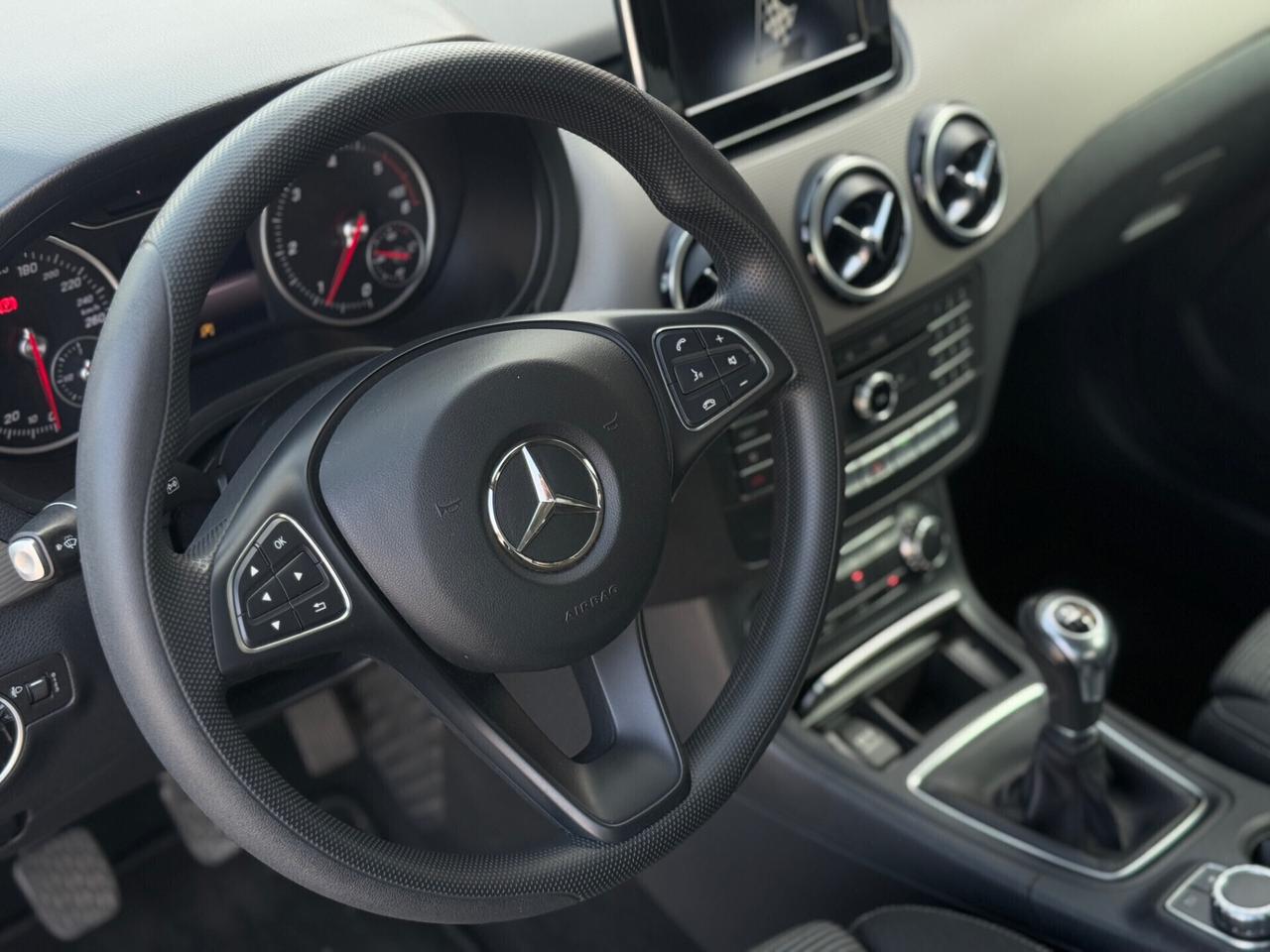 Mercedes-benz B 180 Tagliandi Mercedes !