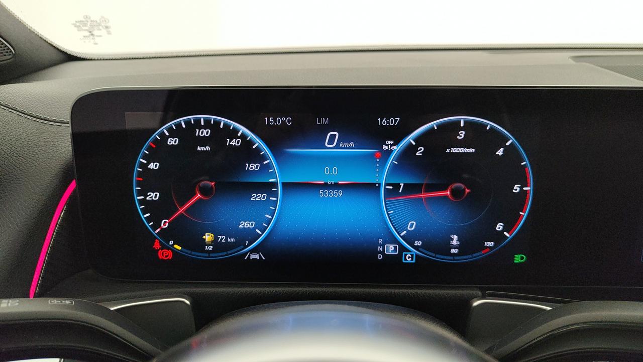 Mercedes-Benz GLB 220 d Premium 4matic auto