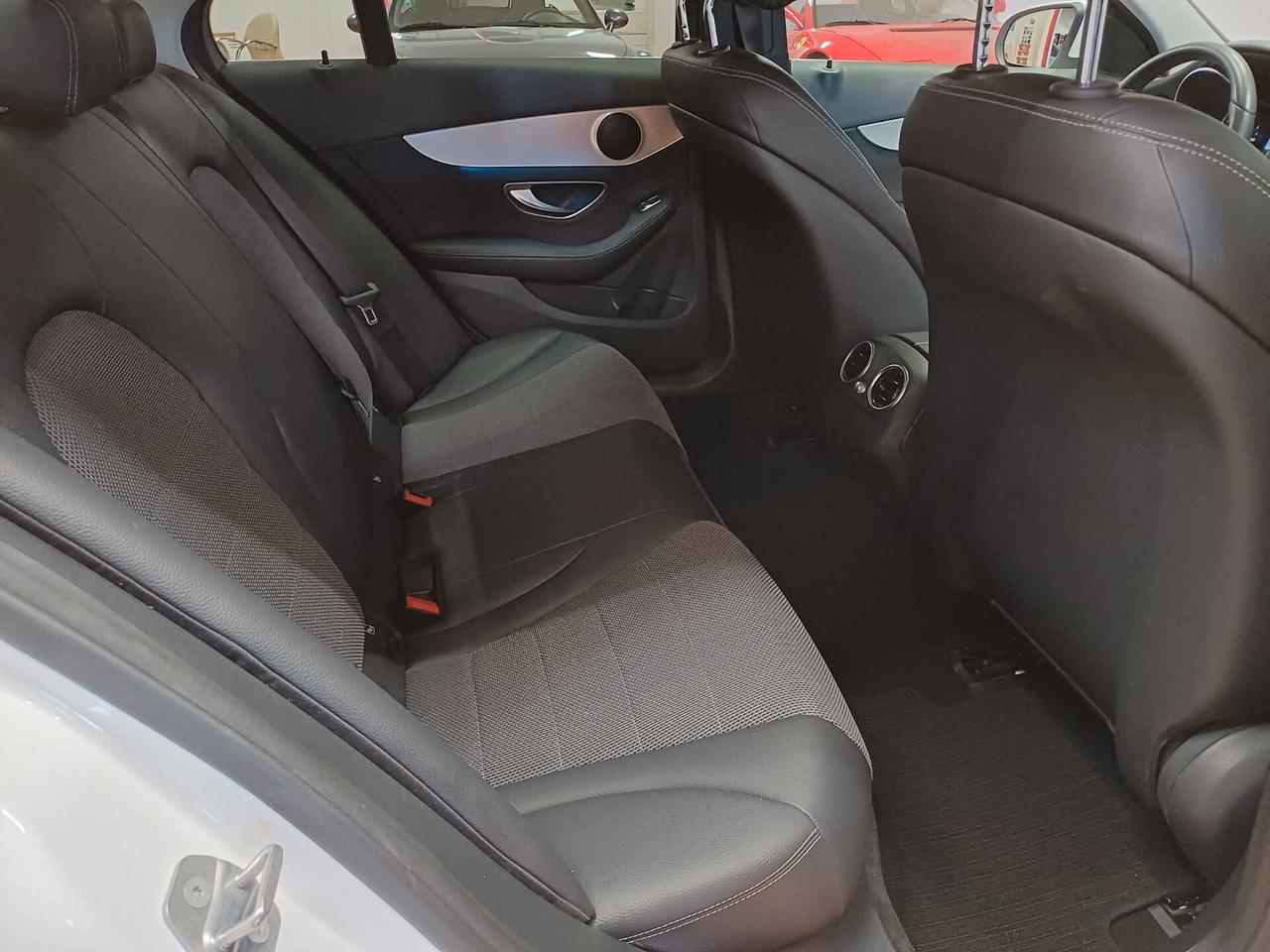 Mercedes-benz C 220 d Auto Premium