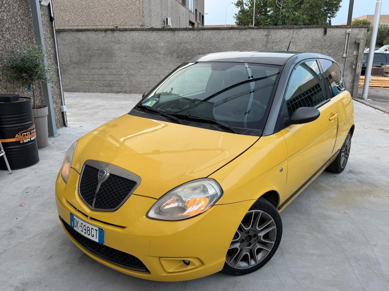 LANCIA YPSILON 1.3 MJT 90CV MOMO-DISIGN