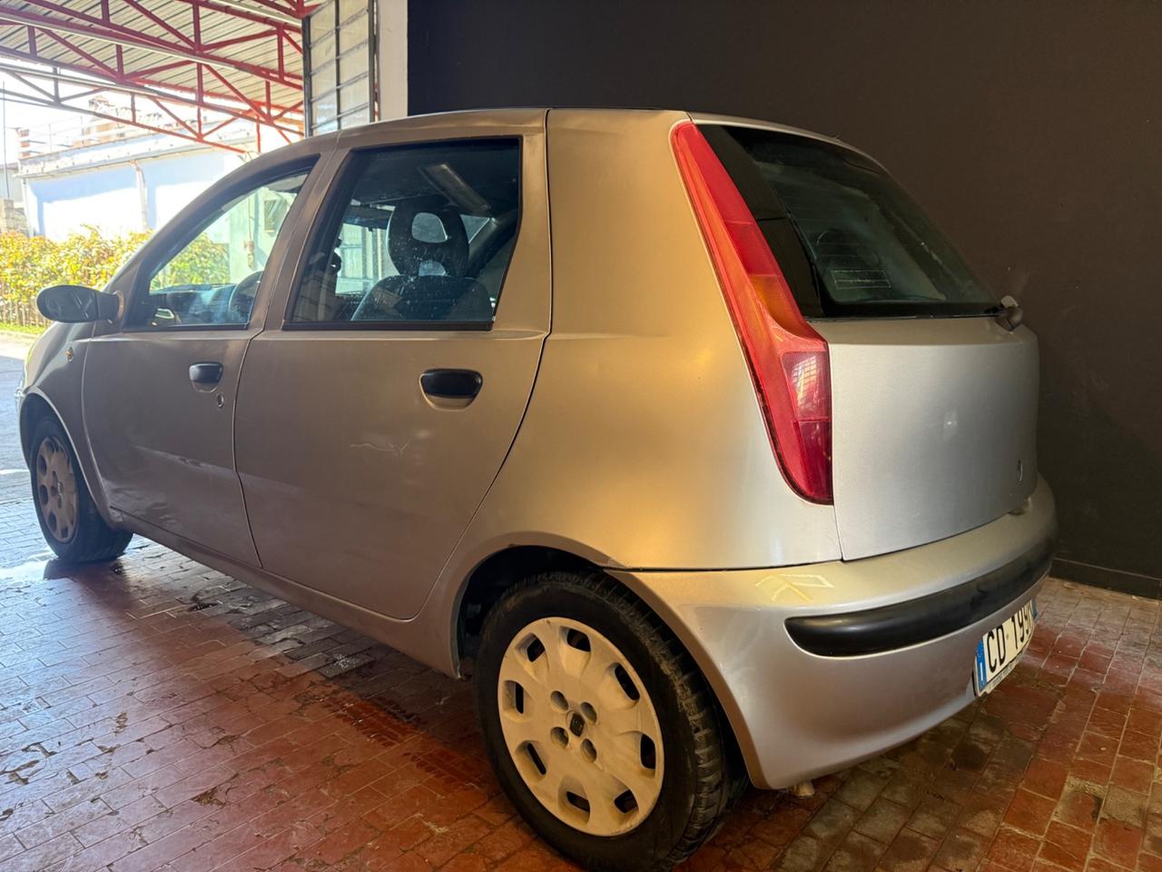Fiat Punto 1.2i cat 5 porte Feel 60CV Ok Neopatentati