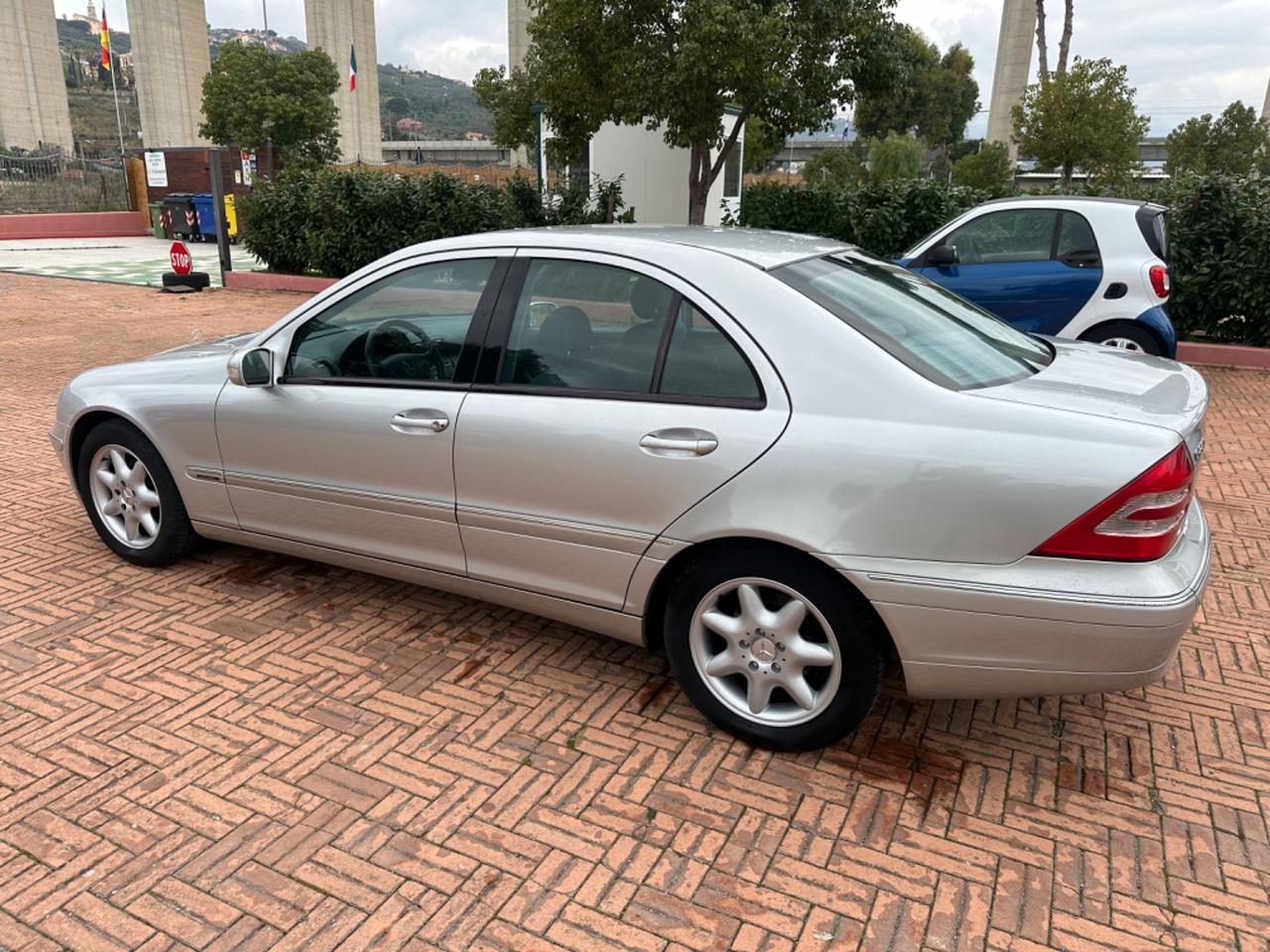 Mercedes-benz C 220 C 200 CDI cat Elegance