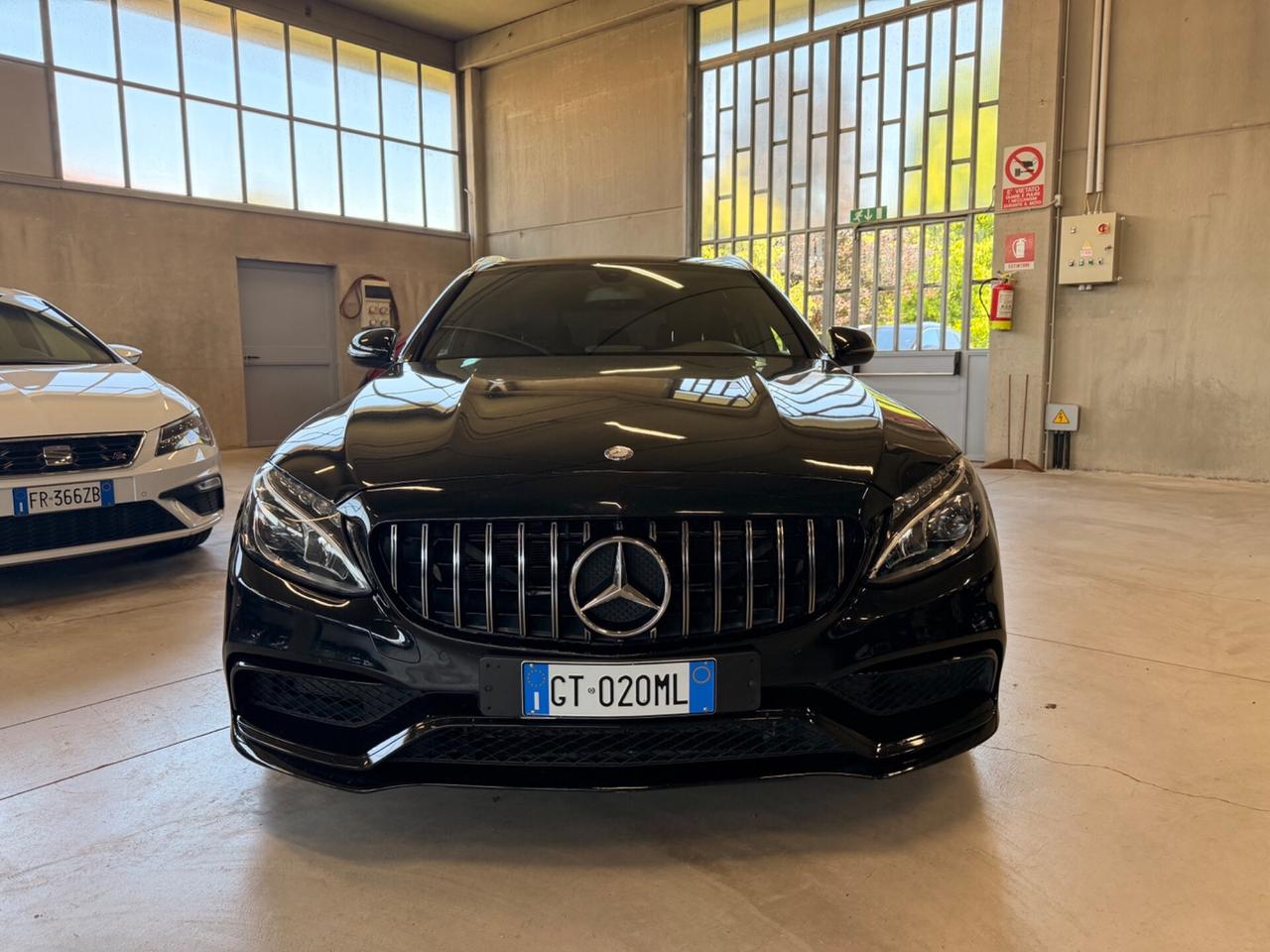 Mercedes-benz C 63 AMG S.W.