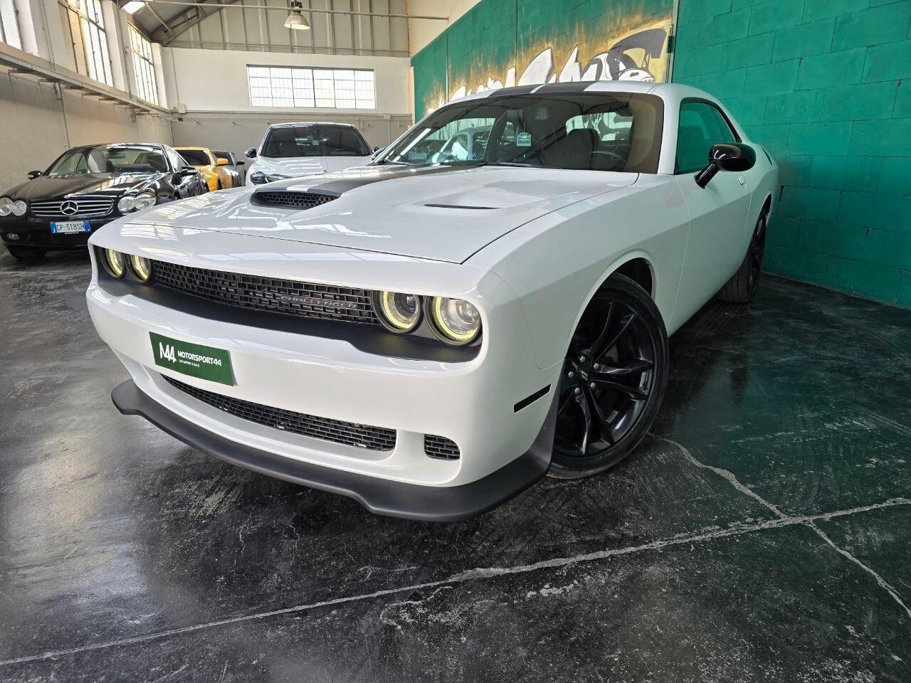 Dodge Challenger 3.6 SXT PLUS