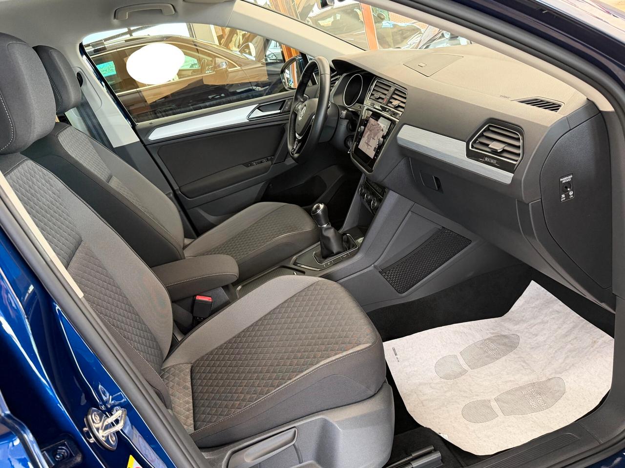 Volkswagen Tiguan 1.6 TDI 115 cv. BUSINESS (Nav)