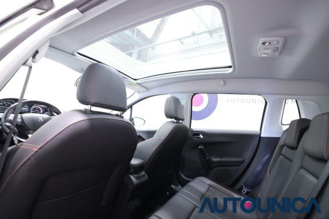 PEUGEOT 2008 1° SERIE PURETECH TURBO 110 EAT6 S&S GT LINE