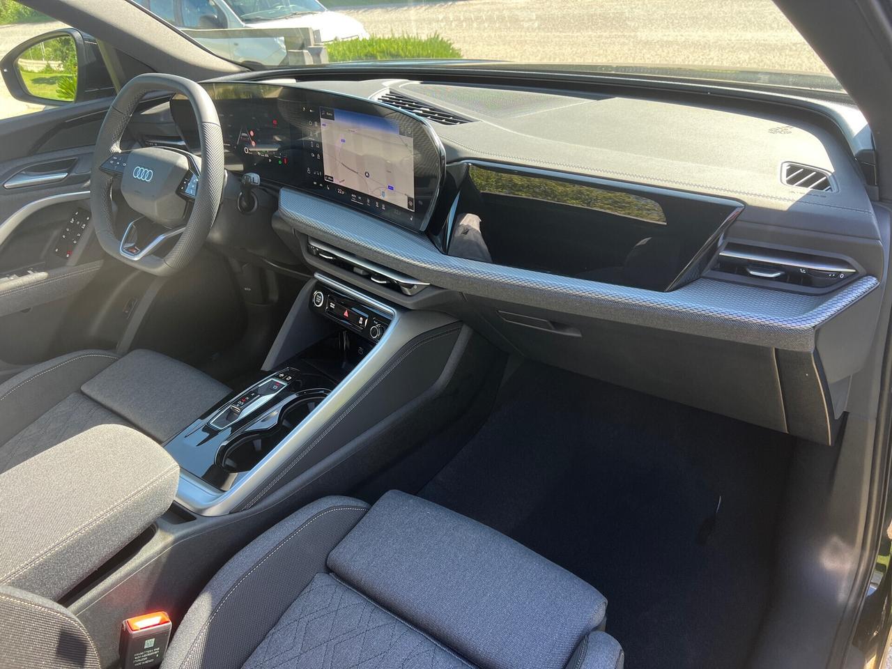 AudiQ5 SPORTBACK S-LINE 2.0TDI QUATTRO-"NUOVA"