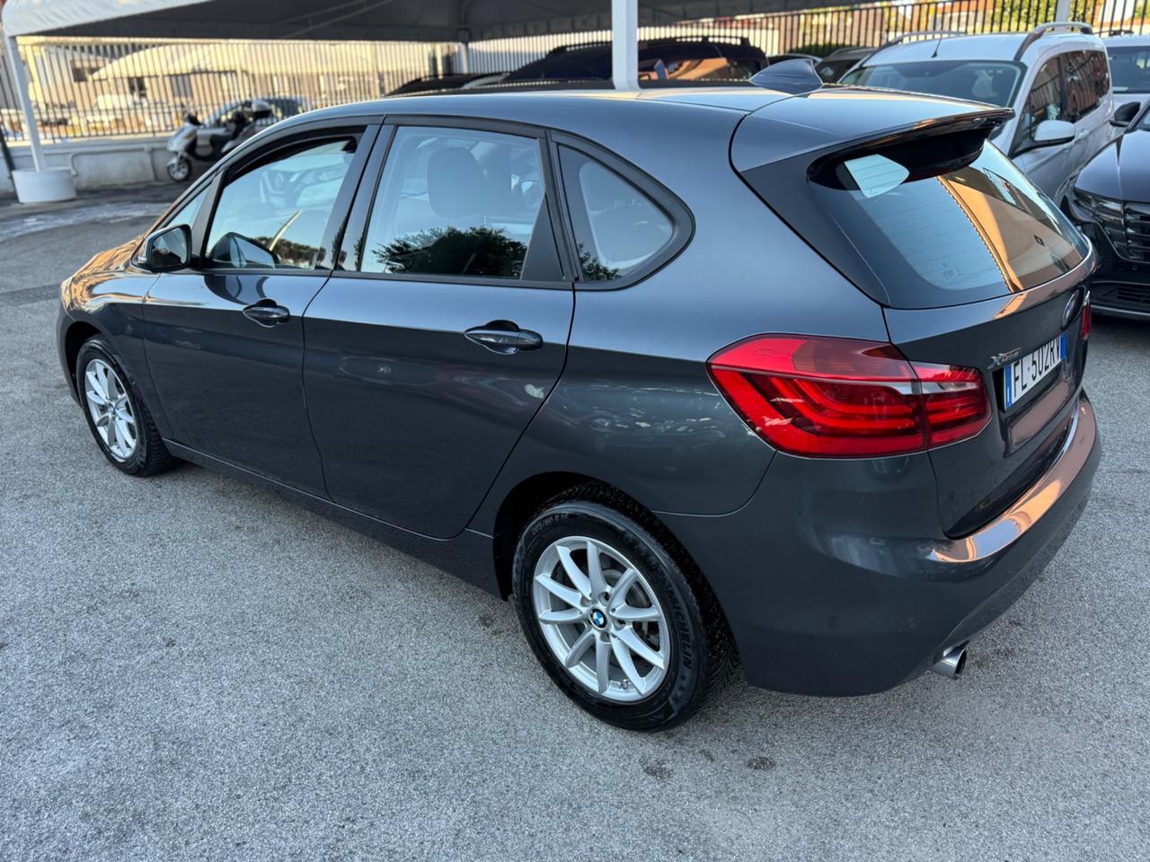 Bmw 2er Active Tourer 218d xDrive Advantage