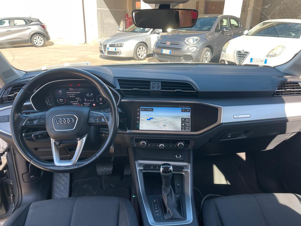 Audi Q3 35 TDI S tronic Business