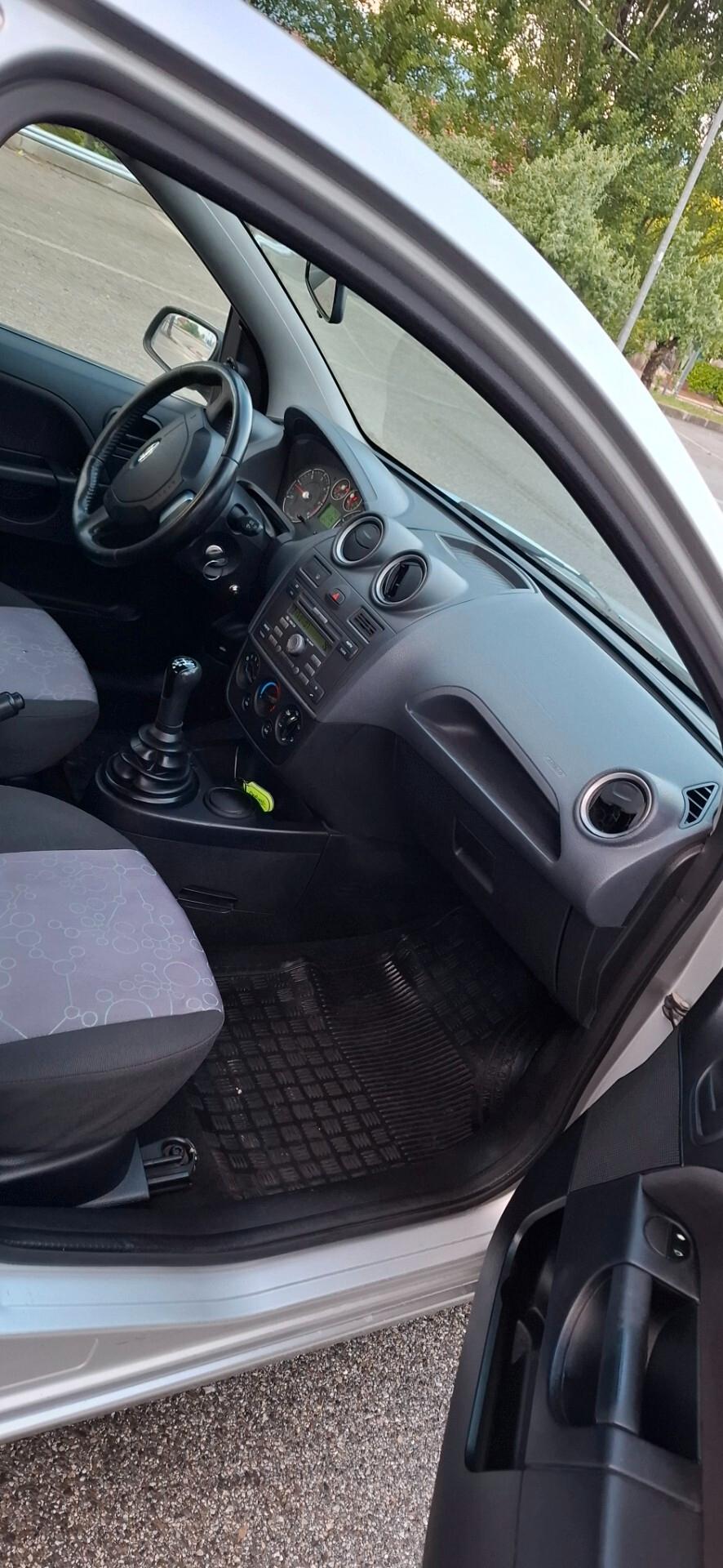 Ford Fiesta 1.4 TDCi 5p.