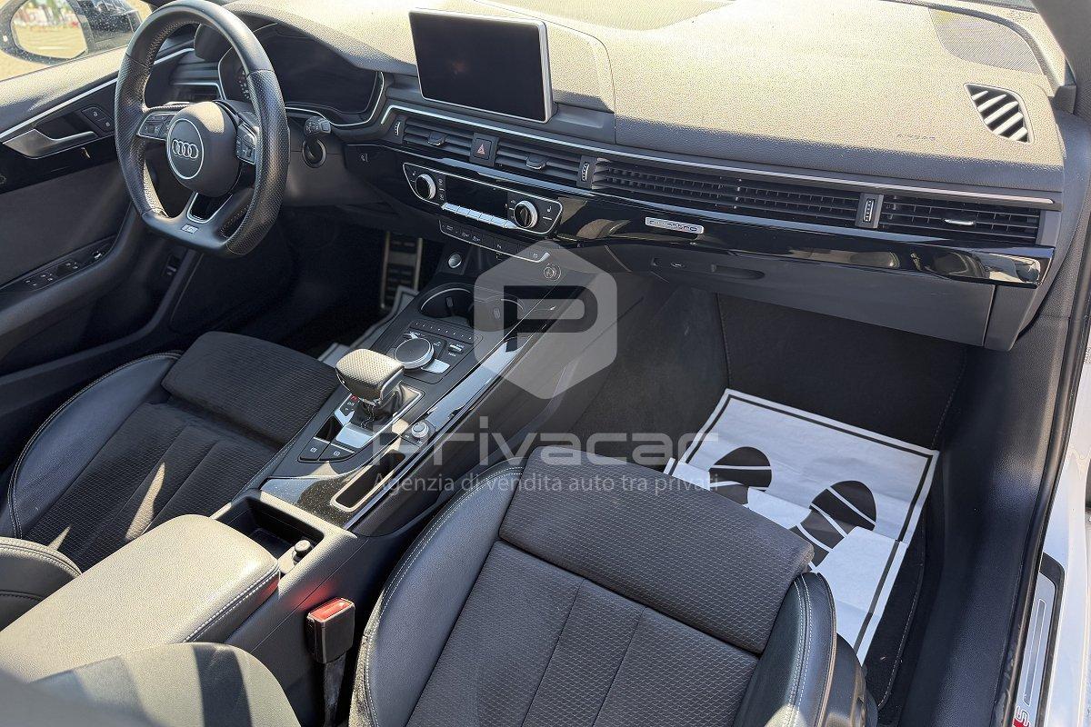 AUDI A4 Avant 3.0 TDI quattro S tronic Sport