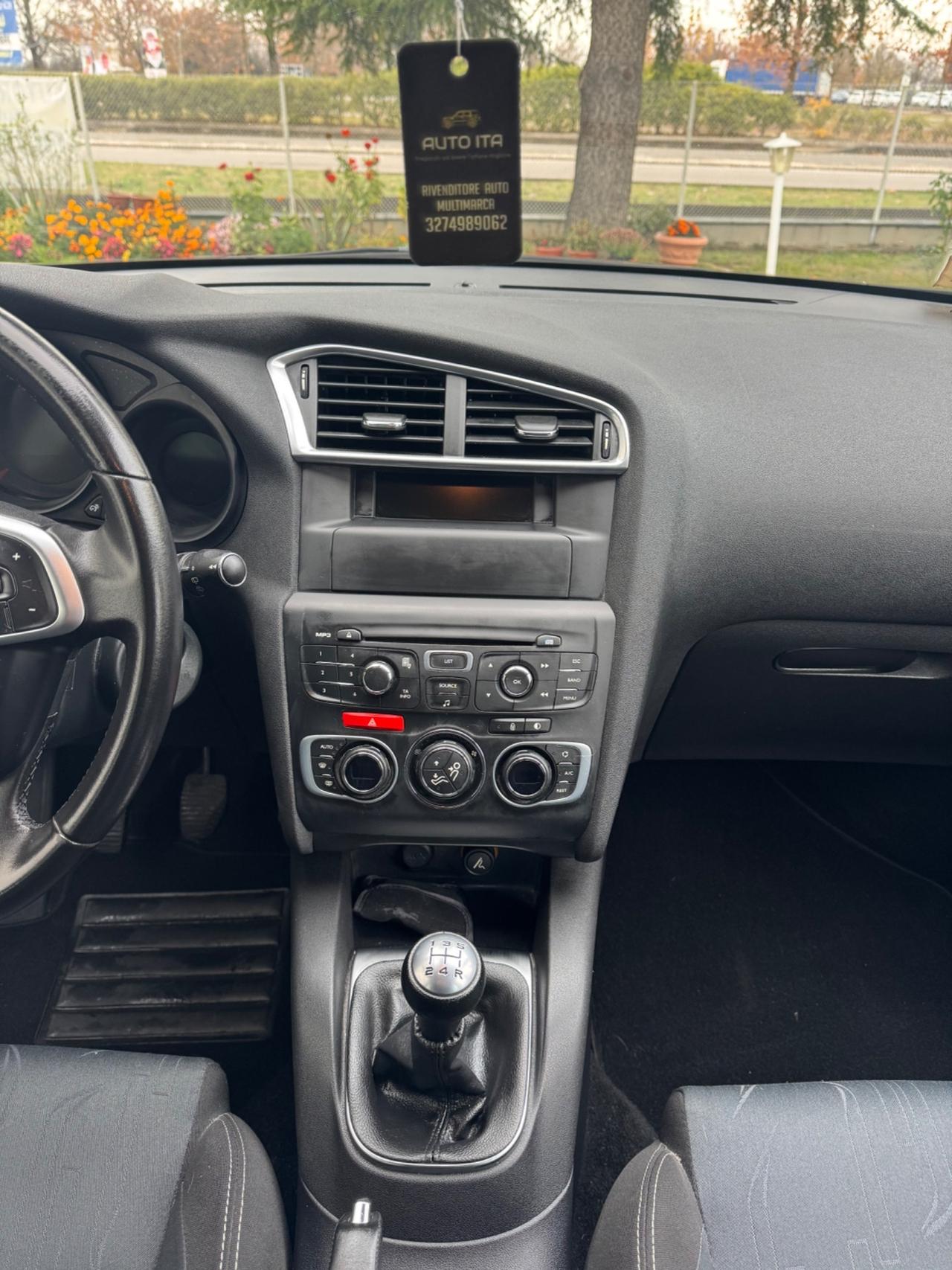 Citroen C4 1.6 HDi 90 Seduction OK NEOPATENTATI