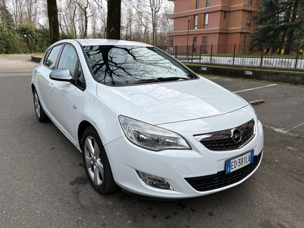 Opel Astra 1.4 Turbo 140CV 5 porte Elective