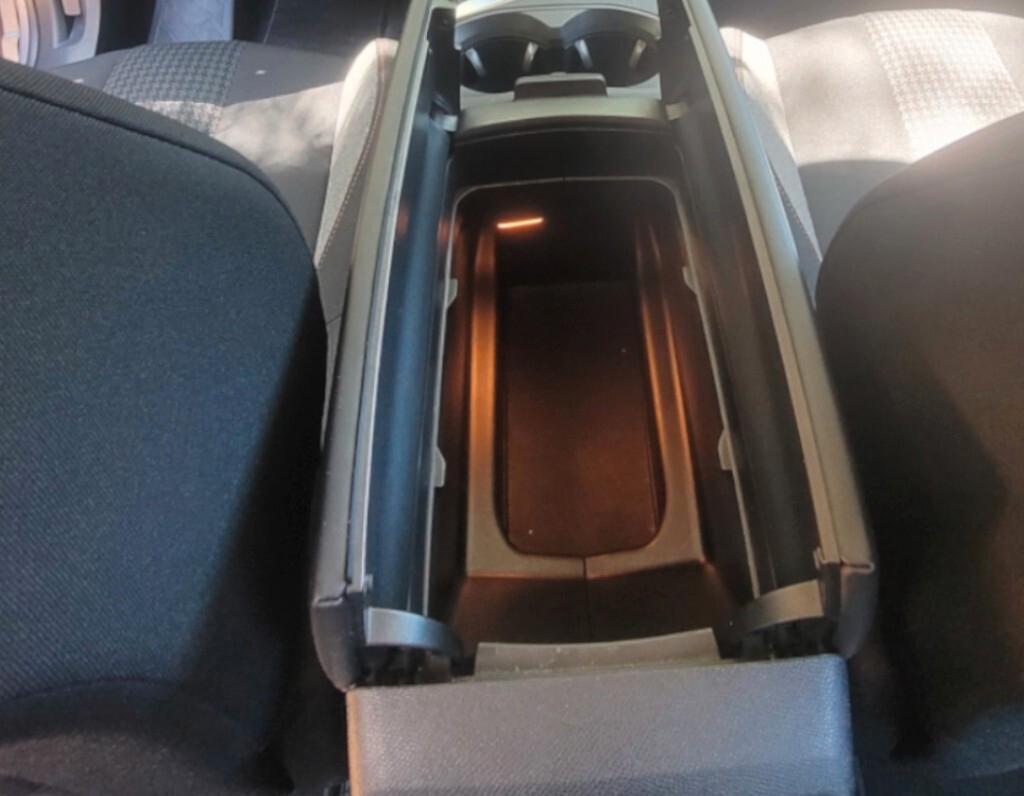 Peugeot 3008 BlueHDi 130cv S&S EAT8 Active PERFETTA