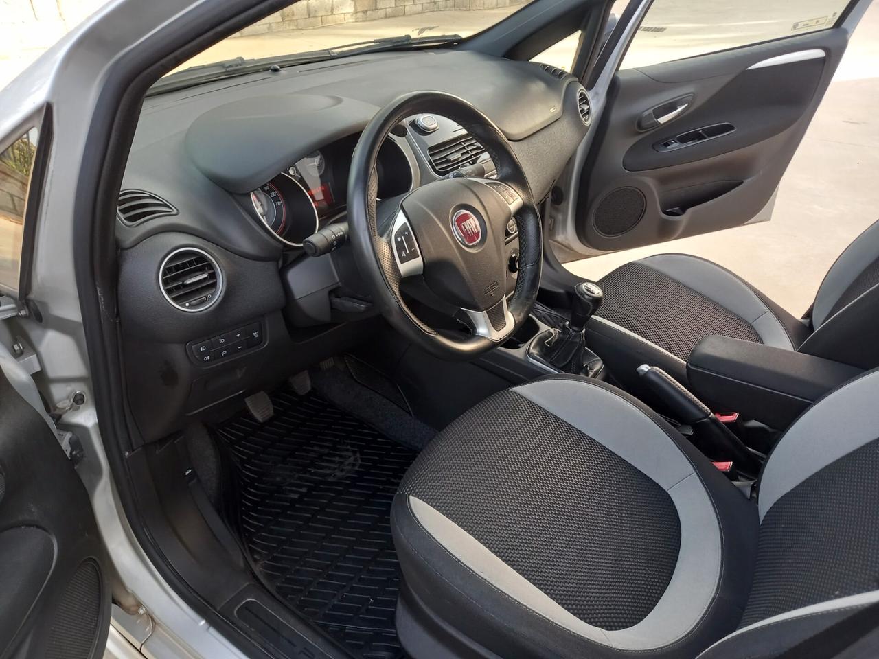 Fiat Punto 1.3 MJT II 75 CV 5 porte Lounge