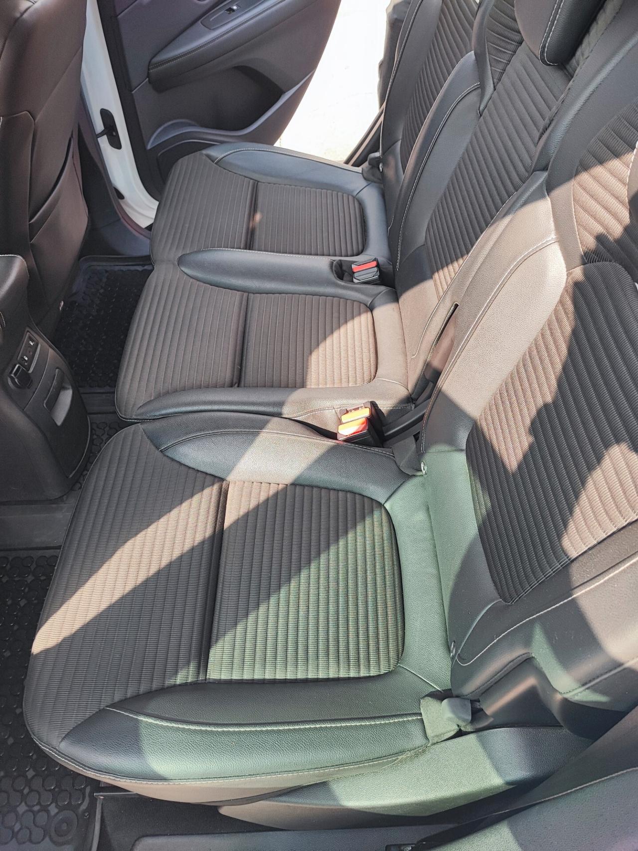 Renault Scenic Scénic TCe 160 CV EDC FAP Initiale Paris